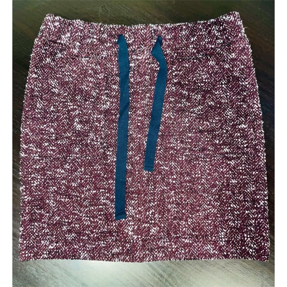 LOFT Boucle Pocket Jogger Skirt - Picture 1 of 6